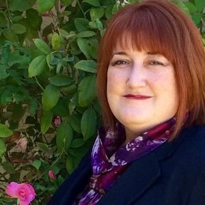 Meet your Posher, Debbie